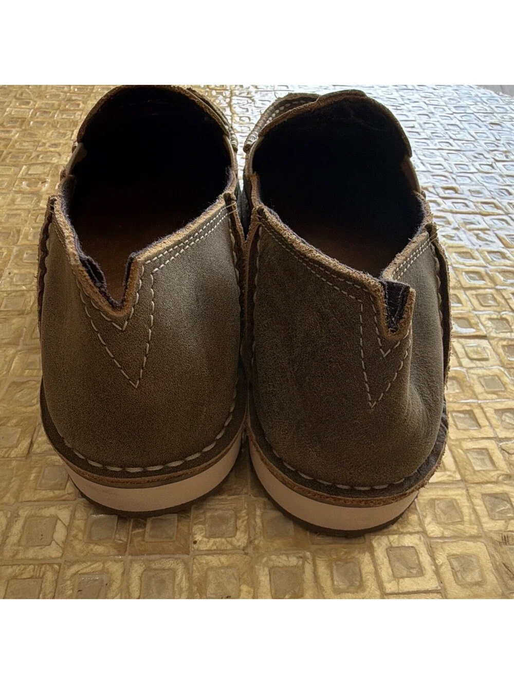 New Ariat Leather Slip-On Loafers Rubber Sole Women’s 8.5 B